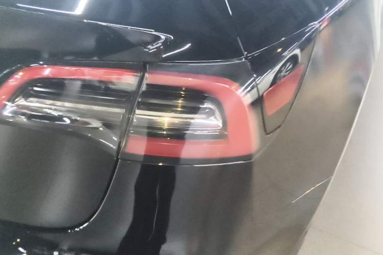 Used Tesla Model 3 2022 Rear-Wheel-Drive Version Right Rear Taillight