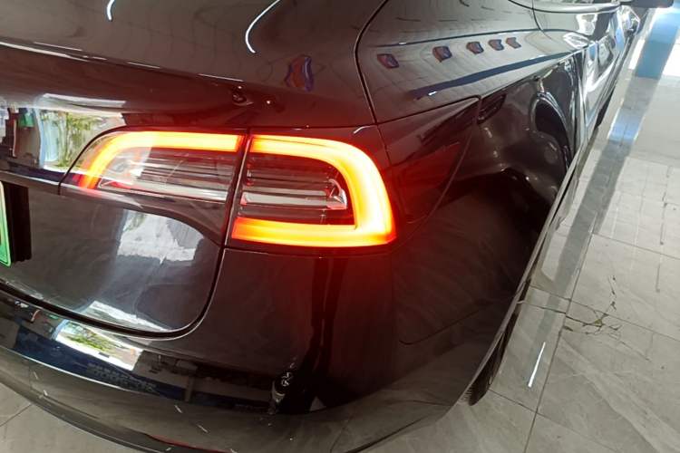 Used Tesla Model 3 2022 Rear-Wheel-Drive Version Right Rear Taillight