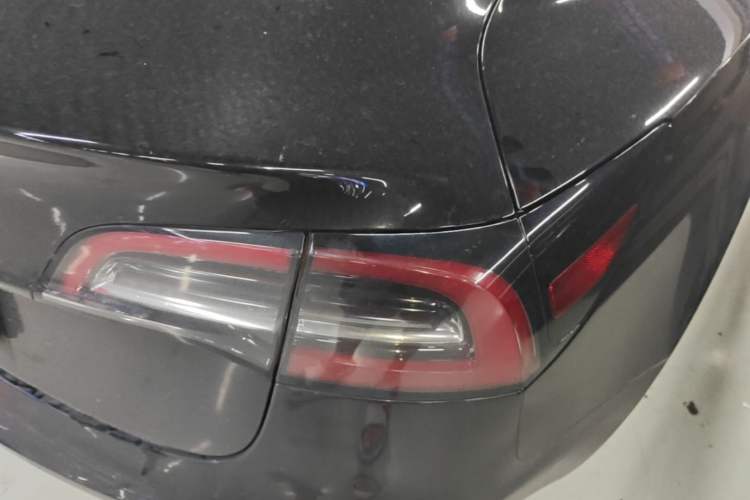 Used Tesla Model 3 2022 Rear-Wheel-Drive Version Right Rear Taillight