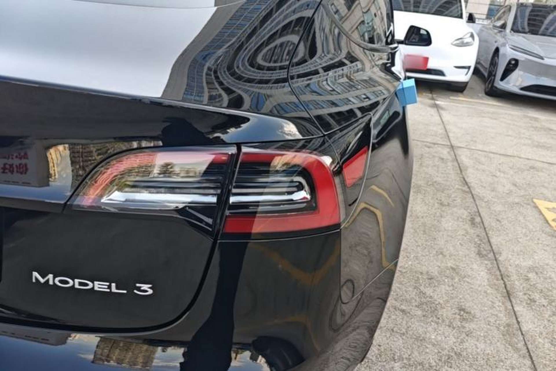 Used Tesla Model 3 2022 Rear-Wheel-Drive Version Right Rear Taillight