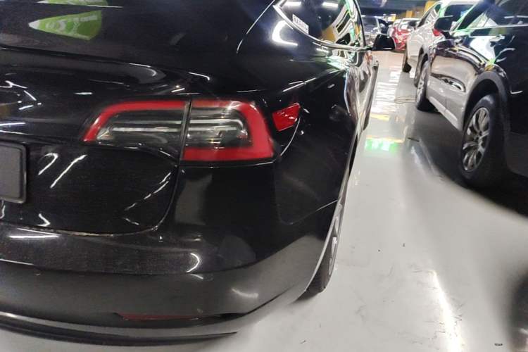 Used Tesla Model 3 2022 Rear-Wheel-Drive Version Right Rear Taillight