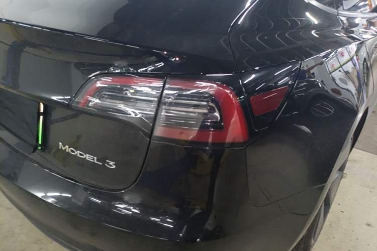 Used Tesla Model 3 2022 Rear-Wheel-Drive Version Right Rear Taillight