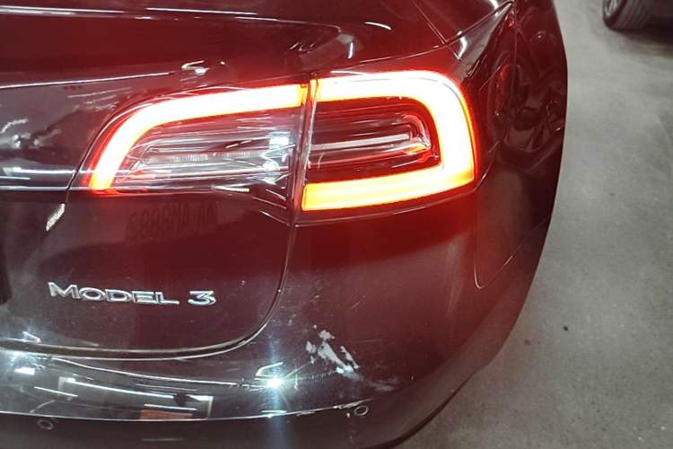 Used Tesla Model 3 2022 Rear-Wheel-Drive Version Right Rear Taillight
