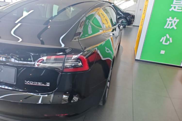 Used Tesla Model 3 2022 Performance High-Performance All-Wheel-Drive Version Right Rear Taillight