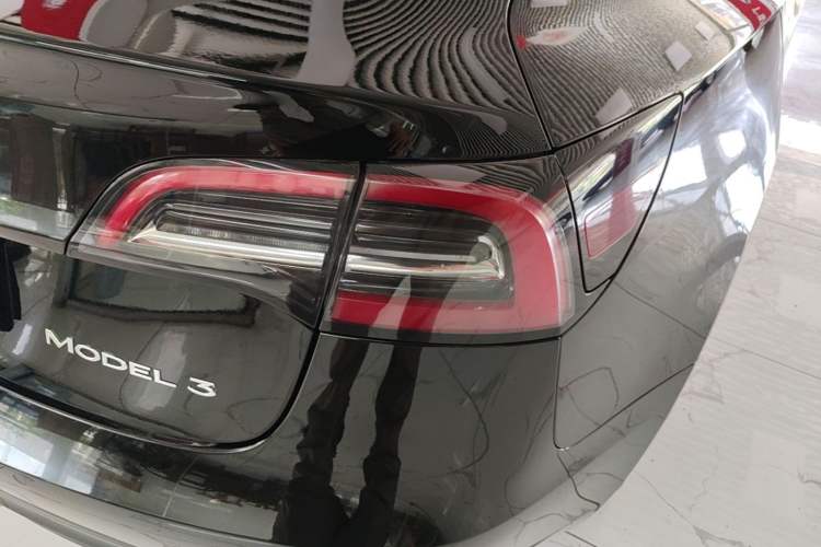 Used Tesla Model 3 2022 Rear-Wheel-Drive Version Right Rear Taillight