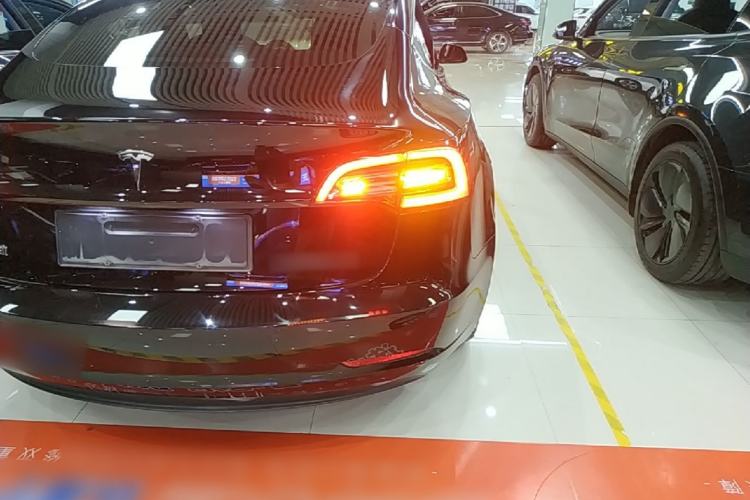 Used Tesla Model 3 2022 Rear-Wheel-Drive Version Right Rear Taillight