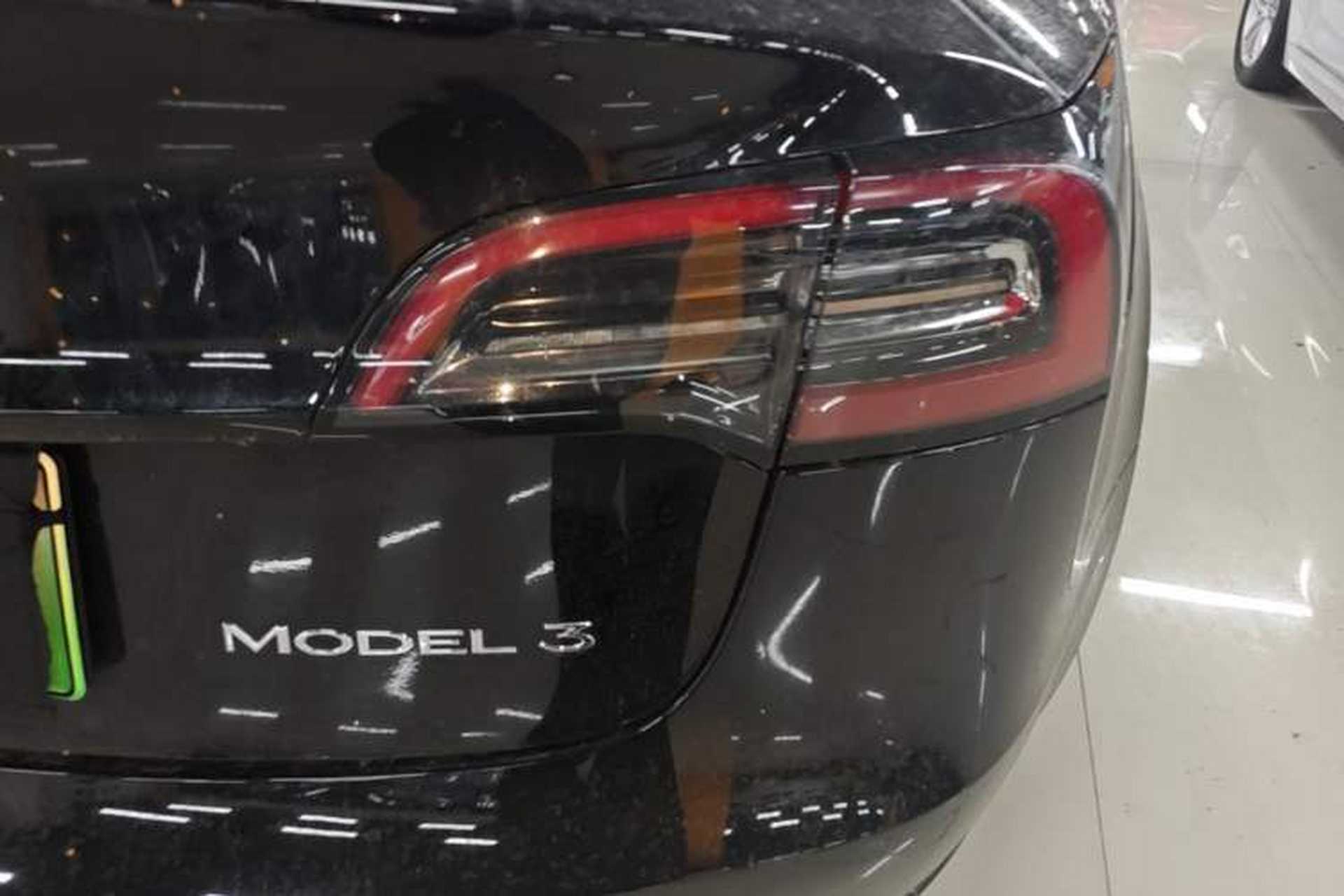 Used Tesla Model 3 2022 Rear-Wheel-Drive Version Right Rear Taillight