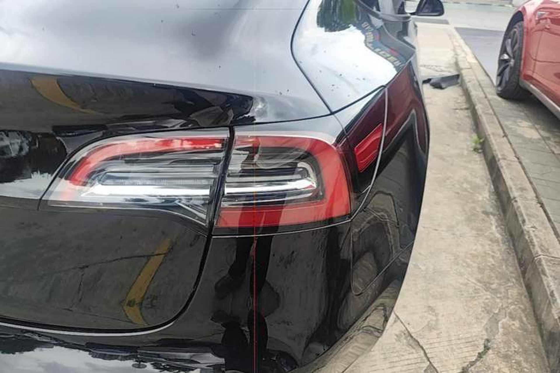Used Tesla Model 3 2022 Rear-Wheel-Drive Version Right Rear Taillight