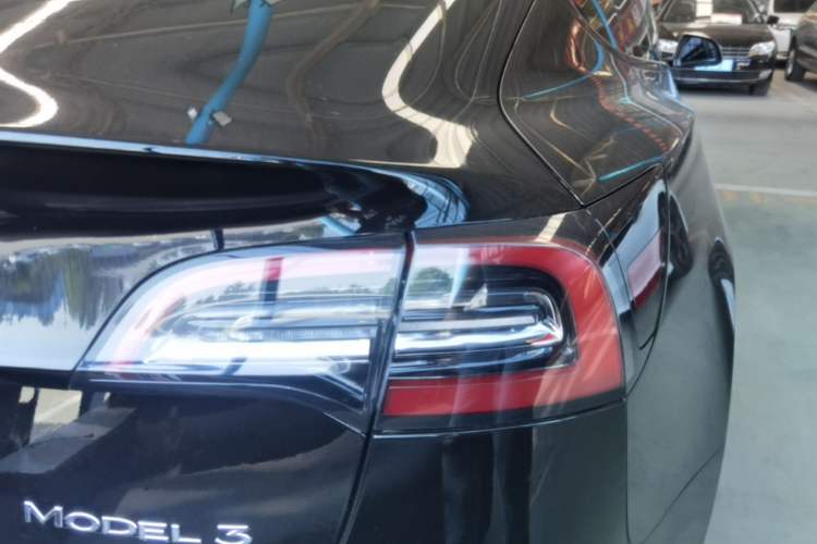 Used Tesla Model 3 2022 Rear-Wheel-Drive Version Right Rear Taillight