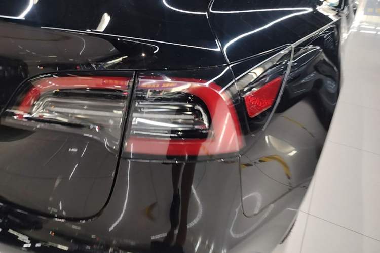 Used Tesla Model 3 2022 Rear-Wheel-Drive Version Right Rear Taillight