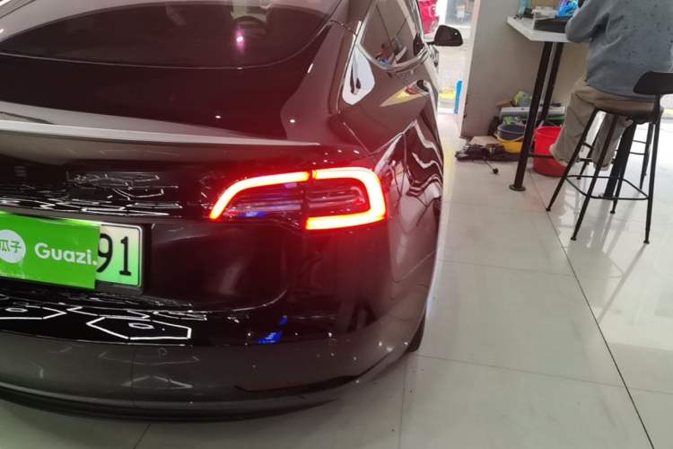Used Tesla Model 3 2022 Performance High-Performance All-Wheel-Drive Version Right Rear Taillight