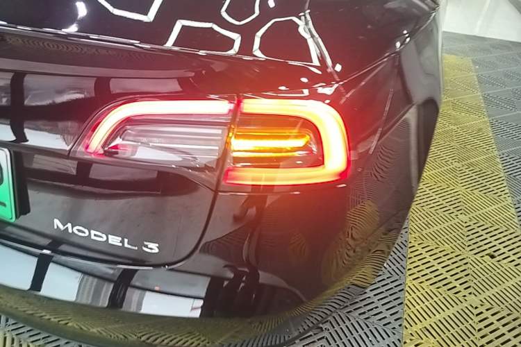Used Tesla Model 3 2022 Rear-Wheel-Drive Version Right Rear Taillight