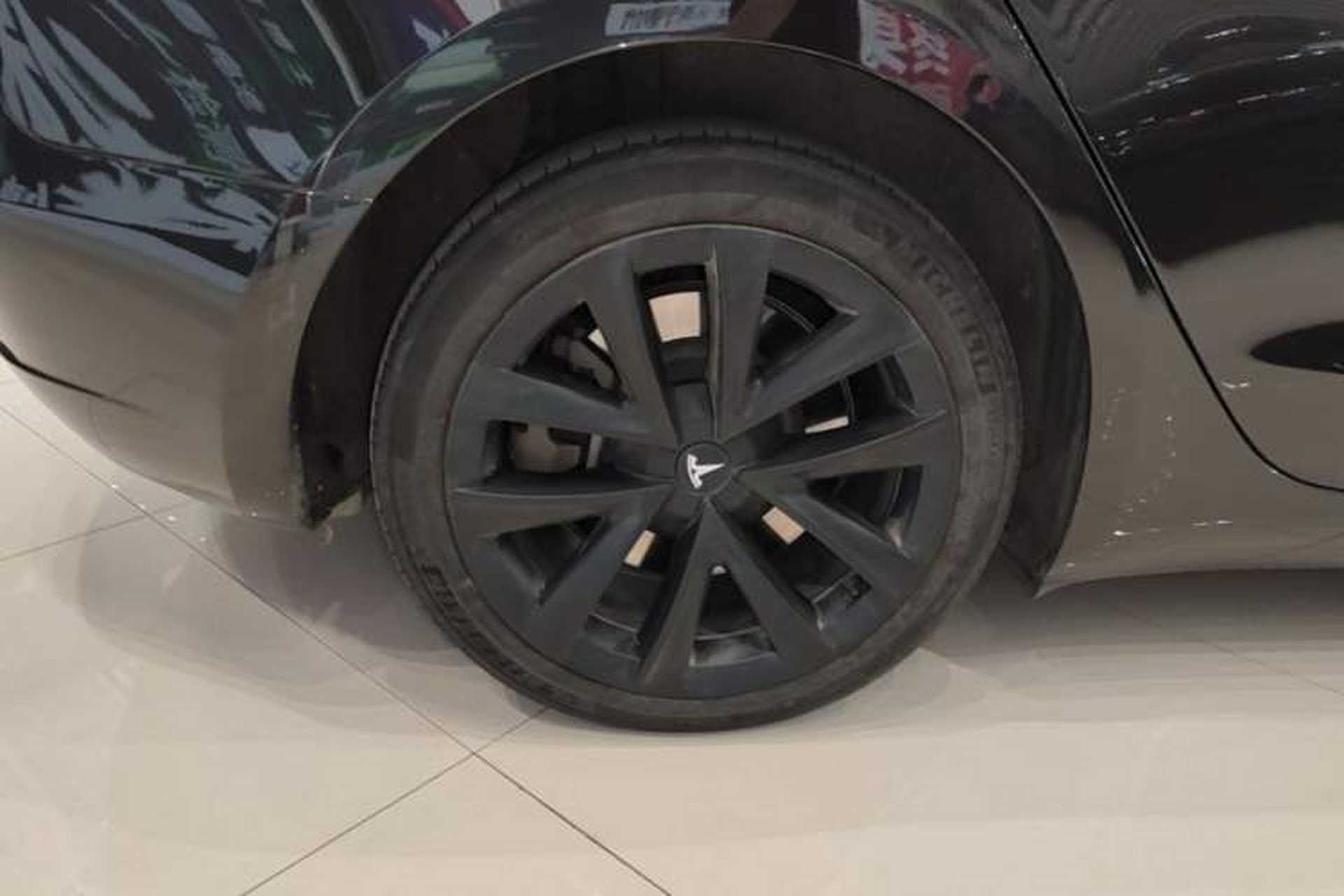 Used Tesla Model 3 2022 Rear-Wheel-Drive Version Right Rear Wheel Hub