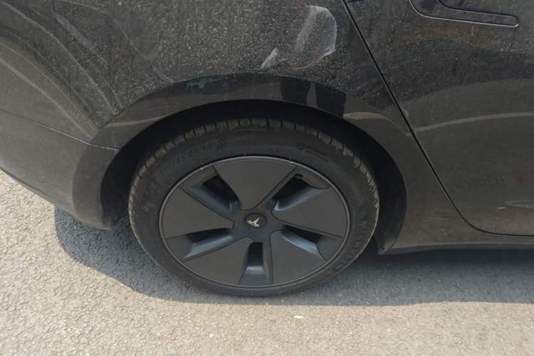 Used Tesla Model 3 2022 Rear-Wheel-Drive Version Right Rear Wheel Hub