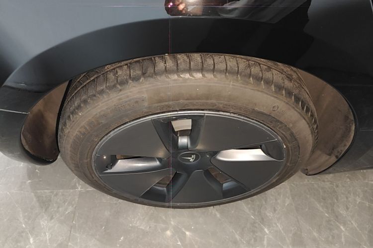 Used Tesla Model 3 2022 Rear-Wheel-Drive Version Right Rear Wheel Hub