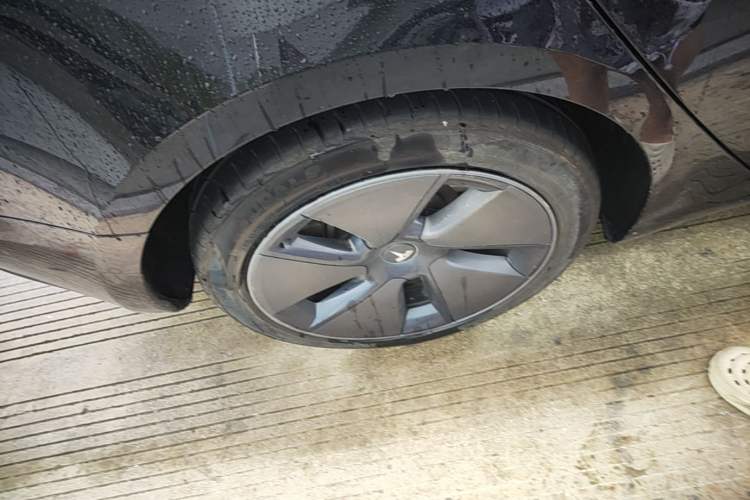 Used Tesla Model 3 2022 Rear-Wheel-Drive Version Right Rear Wheel Hub