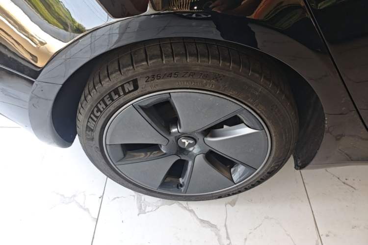 Used Tesla Model 3 2022 Rear-Wheel-Drive Version Right Rear Wheel Hub