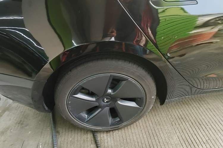 Used Tesla Model 3 2022 Rear-Wheel-Drive Version Right Rear Wheel Hub
