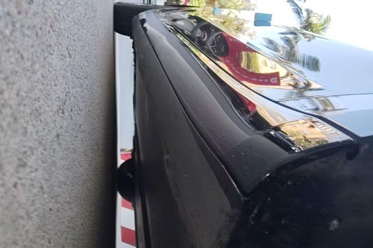 Used Tesla Model 3 2022 Rear-Wheel-Drive Version Right Side Sill