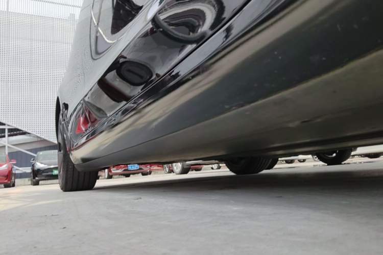 Used Tesla Model 3 2022 Rear-Wheel-Drive Version Right Side Sill