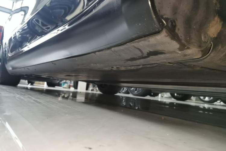 Used Tesla Model 3 2022 Rear-Wheel-Drive Version Right Side Sill