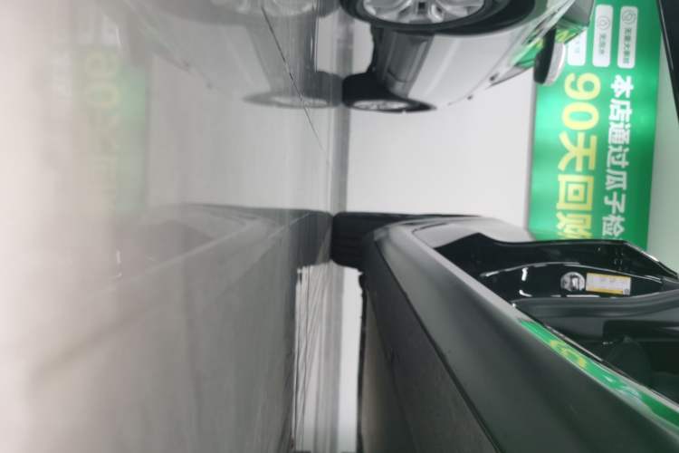 Used Tesla Model 3 2022 Performance High-Performance All-Wheel-Drive Version Right Side Sill