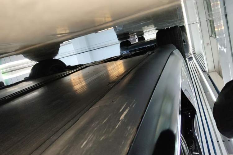 Used Tesla Model 3 2022 Rear-Wheel-Drive Version Right Side Sill