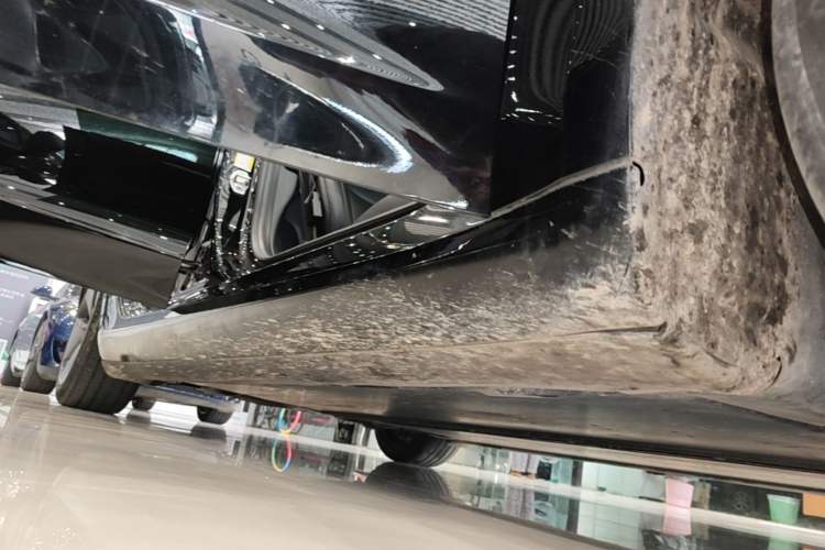 Used Tesla Model 3 2022 Rear-Wheel-Drive Version Right Side Sill