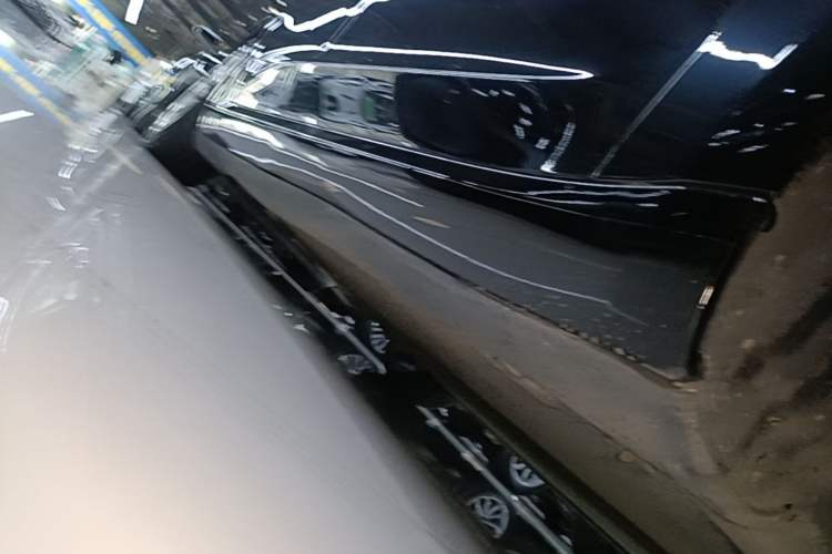 Used Tesla Model 3 2022 Rear-Wheel-Drive Version Right Side Sill