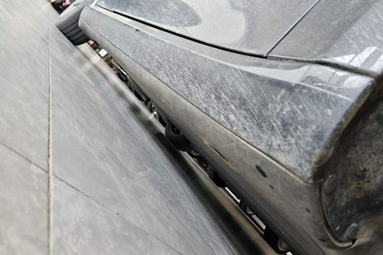 Used Tesla Model 3 2022 Rear-Wheel-Drive Version Right Side Sill