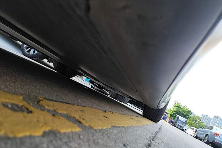Used Tesla Model 3 2022 Rear-Wheel-Drive Version Right Side Sill