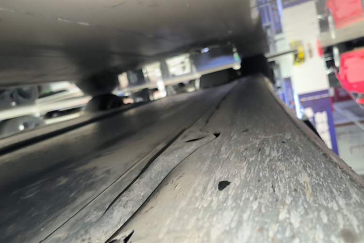 Used Tesla Model 3 2022 Rear-Wheel-Drive Version Right Side Sill