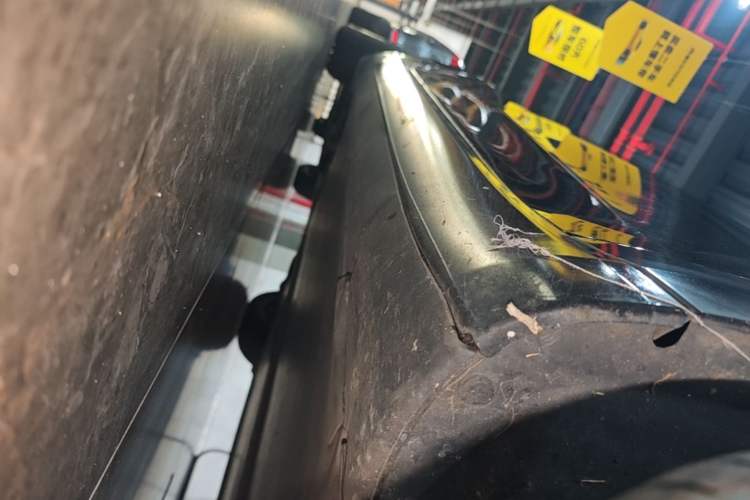 Used Tesla Model 3 2022 Rear-Wheel-Drive Version Right Side Sill