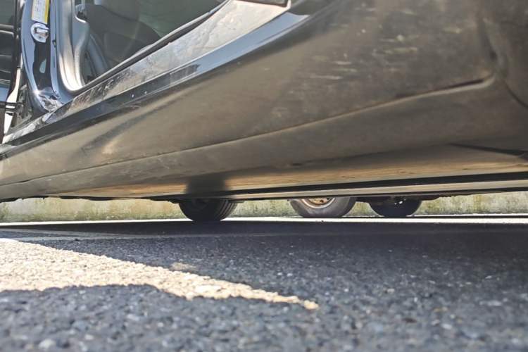 Used Tesla Model 3 2022 Rear-Wheel-Drive Version Right Side Sill