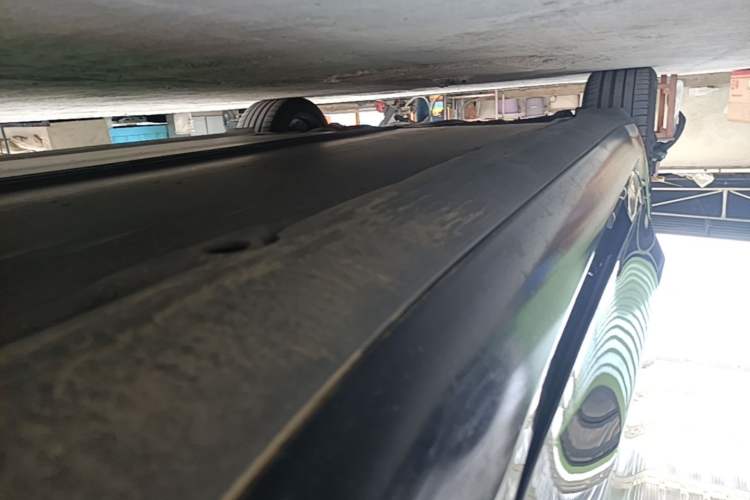 Used Tesla Model 3 2022 Rear-Wheel-Drive Version Right Side Sill