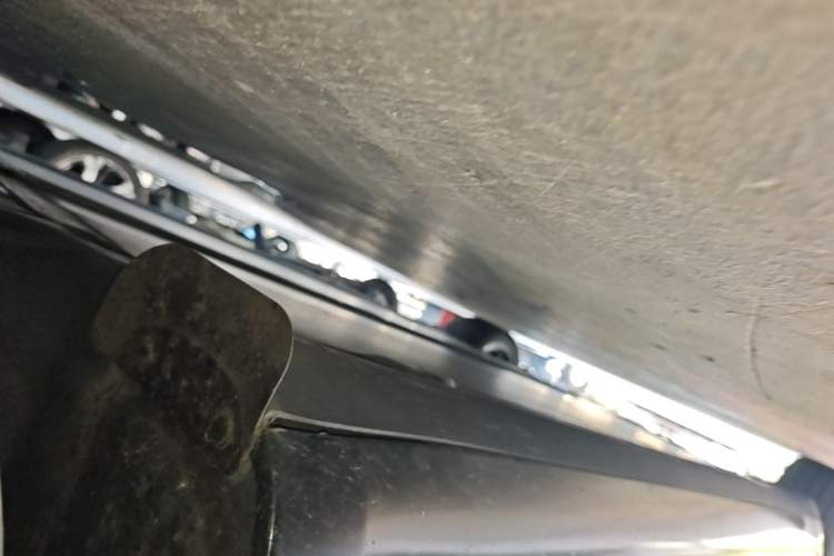 Used Tesla Model 3 2022 Rear-Wheel-Drive Version Right Side Sill