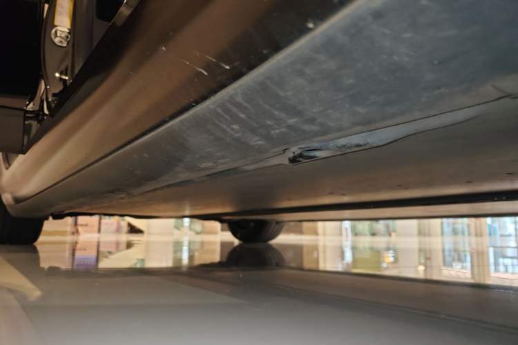Used Tesla Model 3 2022 Rear-Wheel-Drive Version Right Side Sill