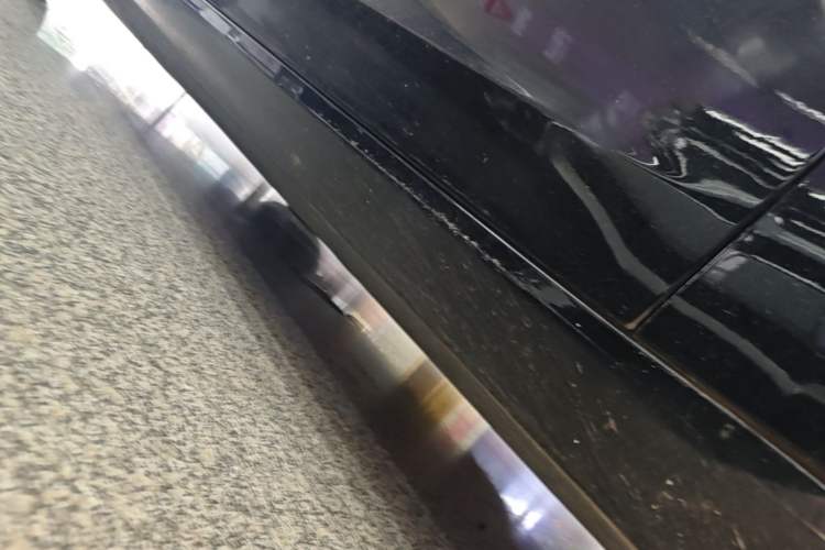 Used Tesla Model 3 2022 Rear-Wheel-Drive Version Right Side Sill