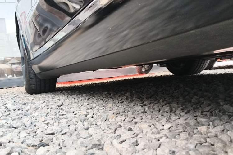 Used Tesla Model 3 2022 Rear-Wheel-Drive Version Right Side Sill