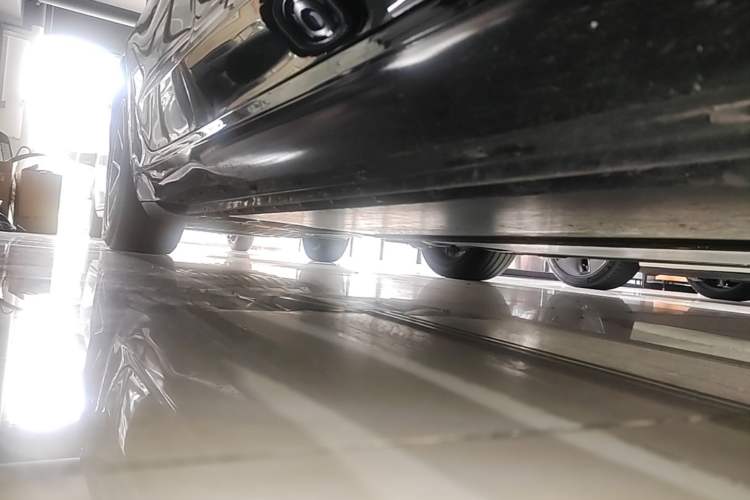 Used Tesla Model 3 2022 Rear-Wheel-Drive Version Right Side Sill