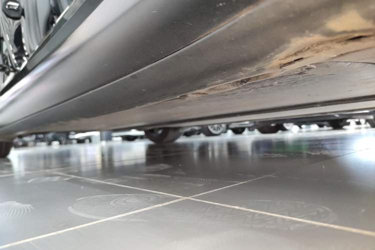 Used Tesla Model 3 2022 Rear-Wheel-Drive Version Right Side Sill
