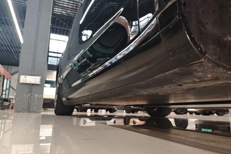 Used Tesla Model 3 2022 Rear-Wheel-Drive Version Right Side Sill