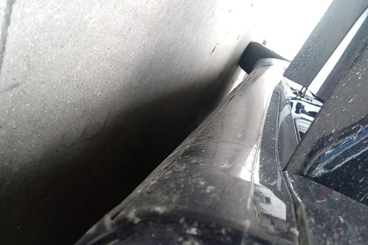 Used Tesla Model 3 2022 Rear-Wheel-Drive Version Right Side Sill