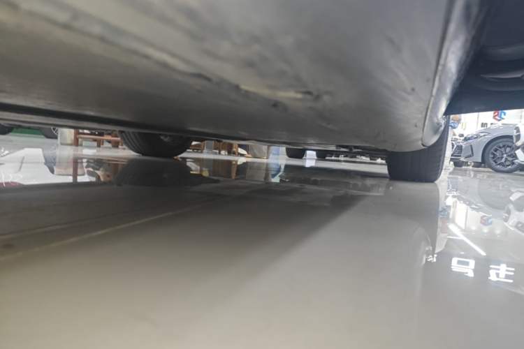 Used Tesla Model 3 2022 Rear-Wheel-Drive Version Right Side Sill