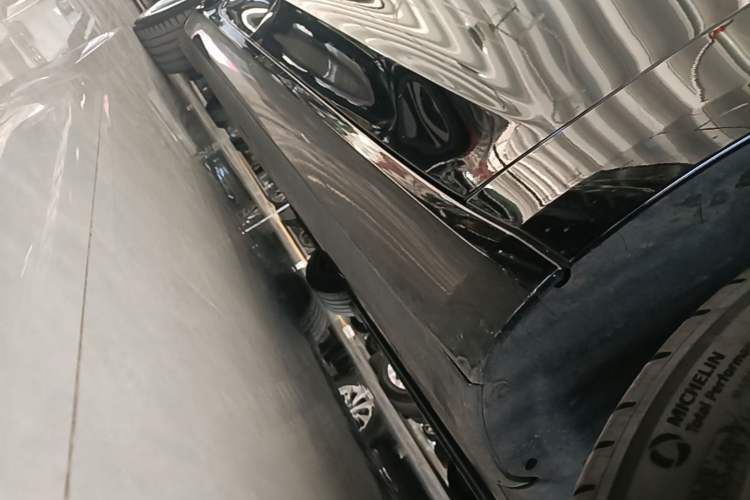 Used Tesla Model 3 2022 Rear-Wheel-Drive Version Right Side Sill