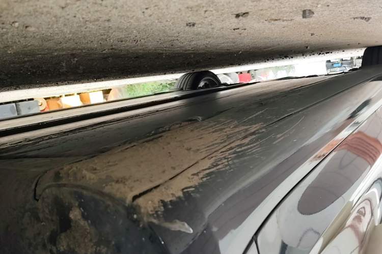 Used Tesla Model 3 2022 Performance High-Performance All-Wheel-Drive Version Right Side Sill