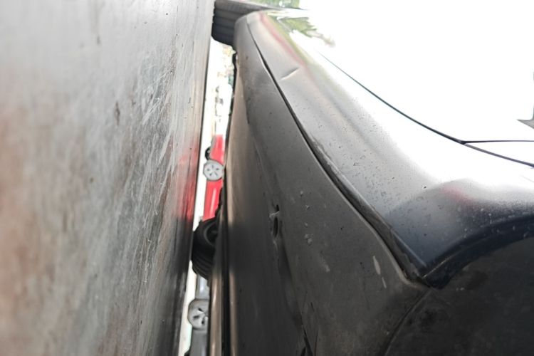 Used Tesla Model 3 2022 Rear-Wheel-Drive Version Right Side Sill