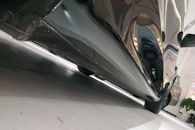 Used Tesla Model 3 2022 Rear-Wheel-Drive Version Right Side Sill