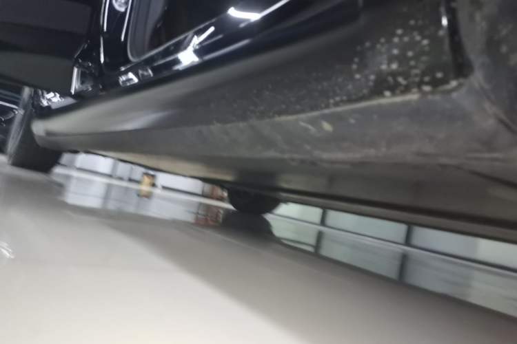 Used Tesla Model 3 2022 Rear-Wheel-Drive Version Right Side Sill