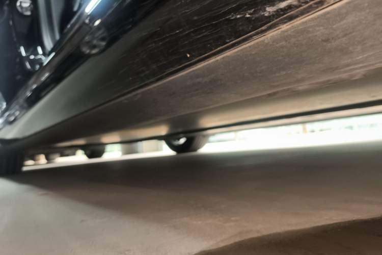 Used Tesla Model 3 2022 Rear-Wheel-Drive Version Right Side Sill